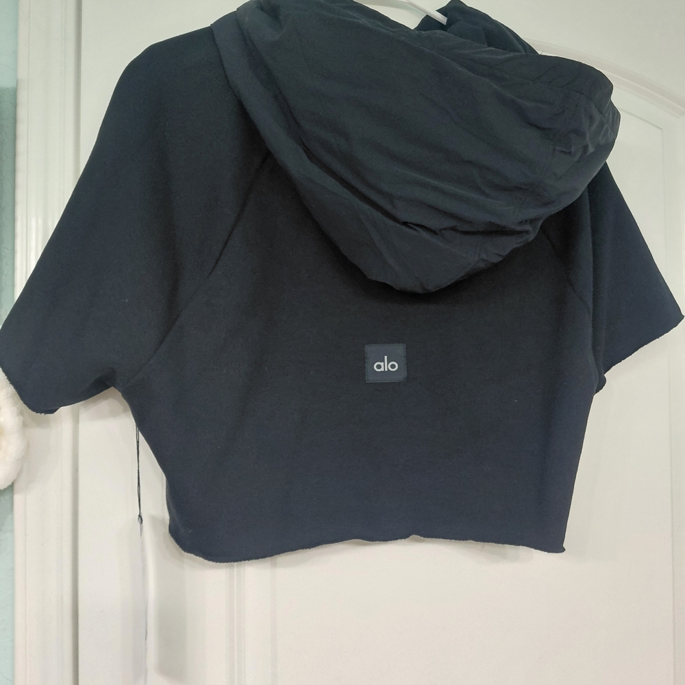 ALO Yoga Cream Short Sleeve Hoodie